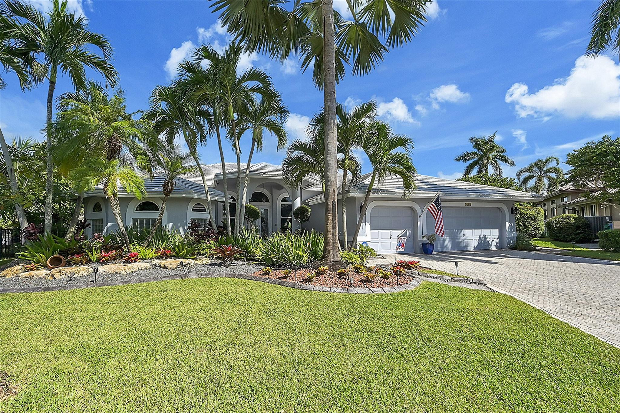 5166 NW 109th Ter