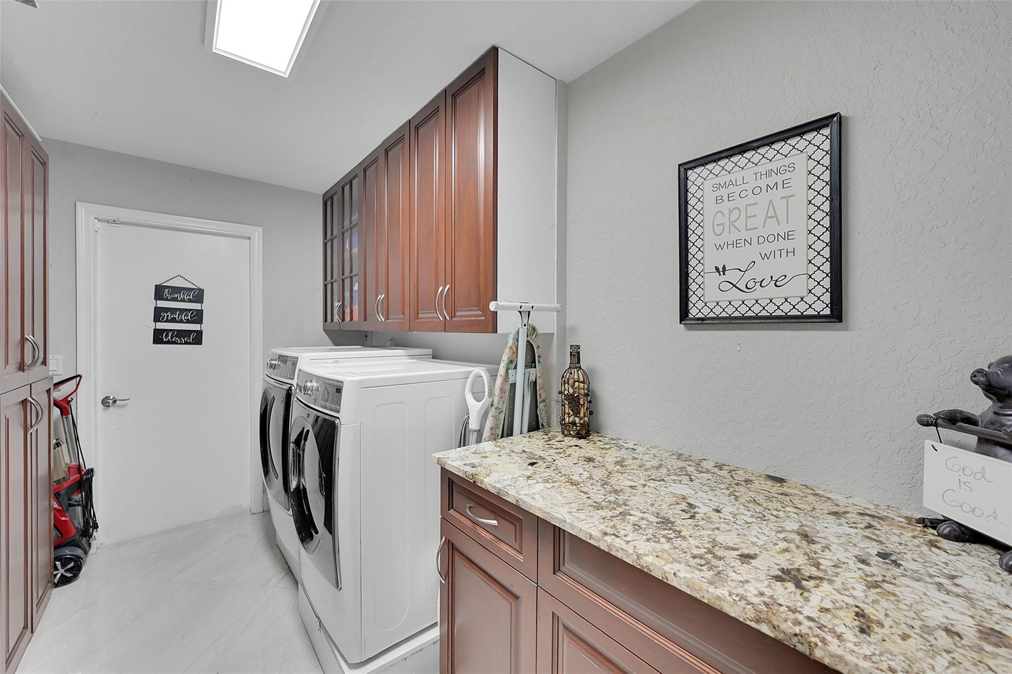 5166 NW 109th Ter
