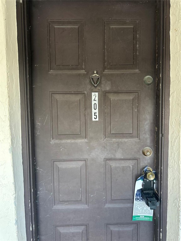 6020 SHAKERWOOD CIR 205