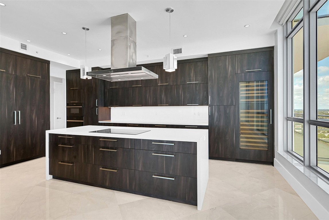 3535 W Ocean Dr 2302