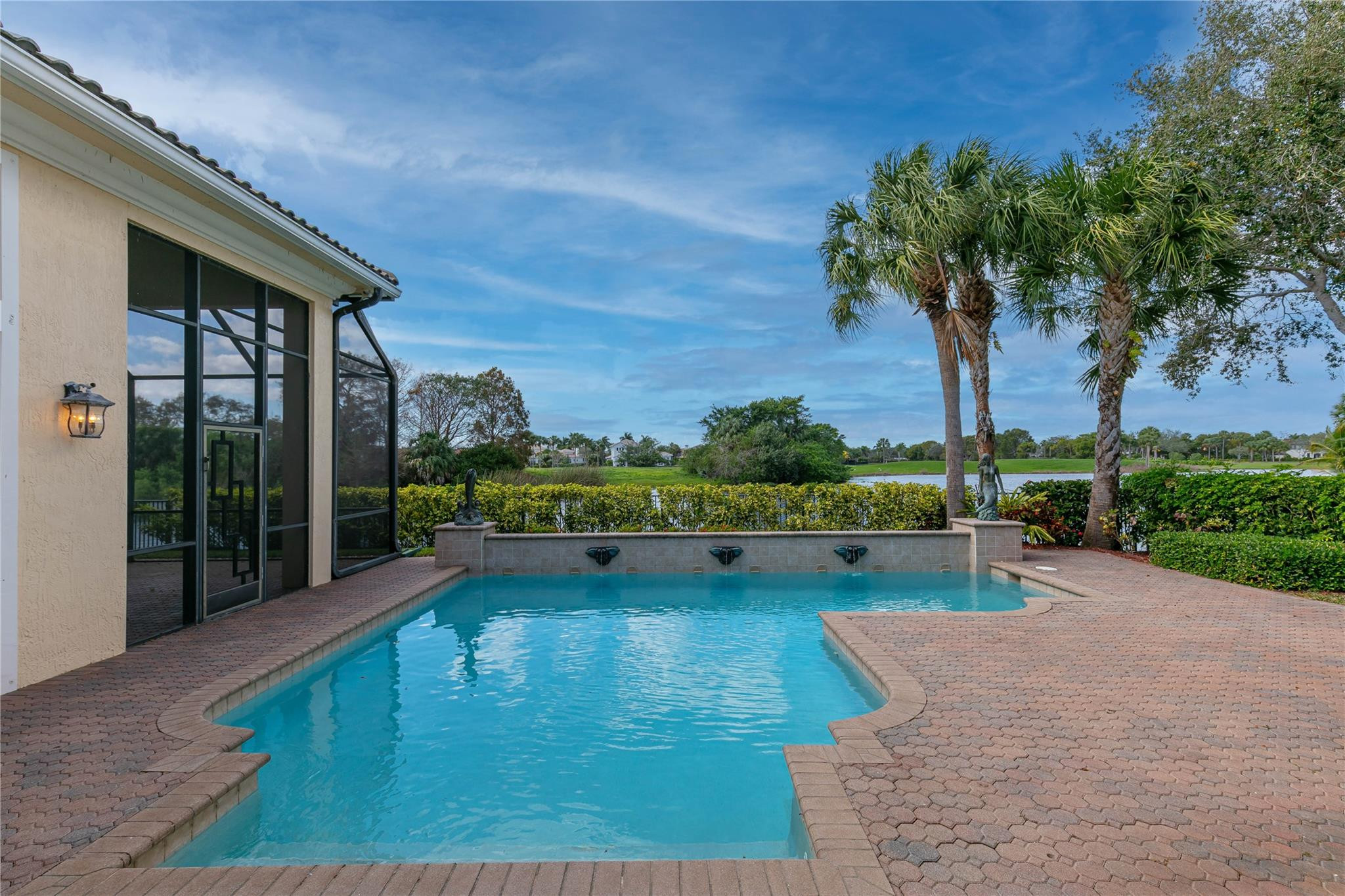 6921 NW 117th Ave