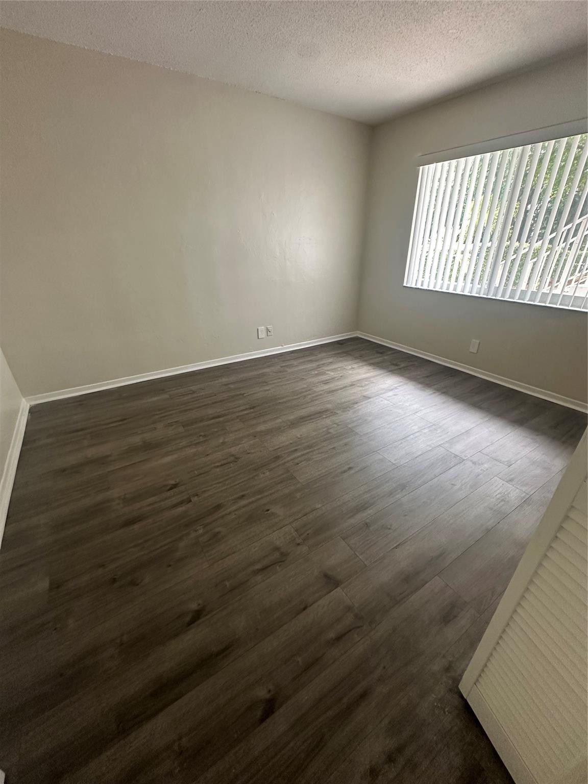 10601 NW 45 st 2
