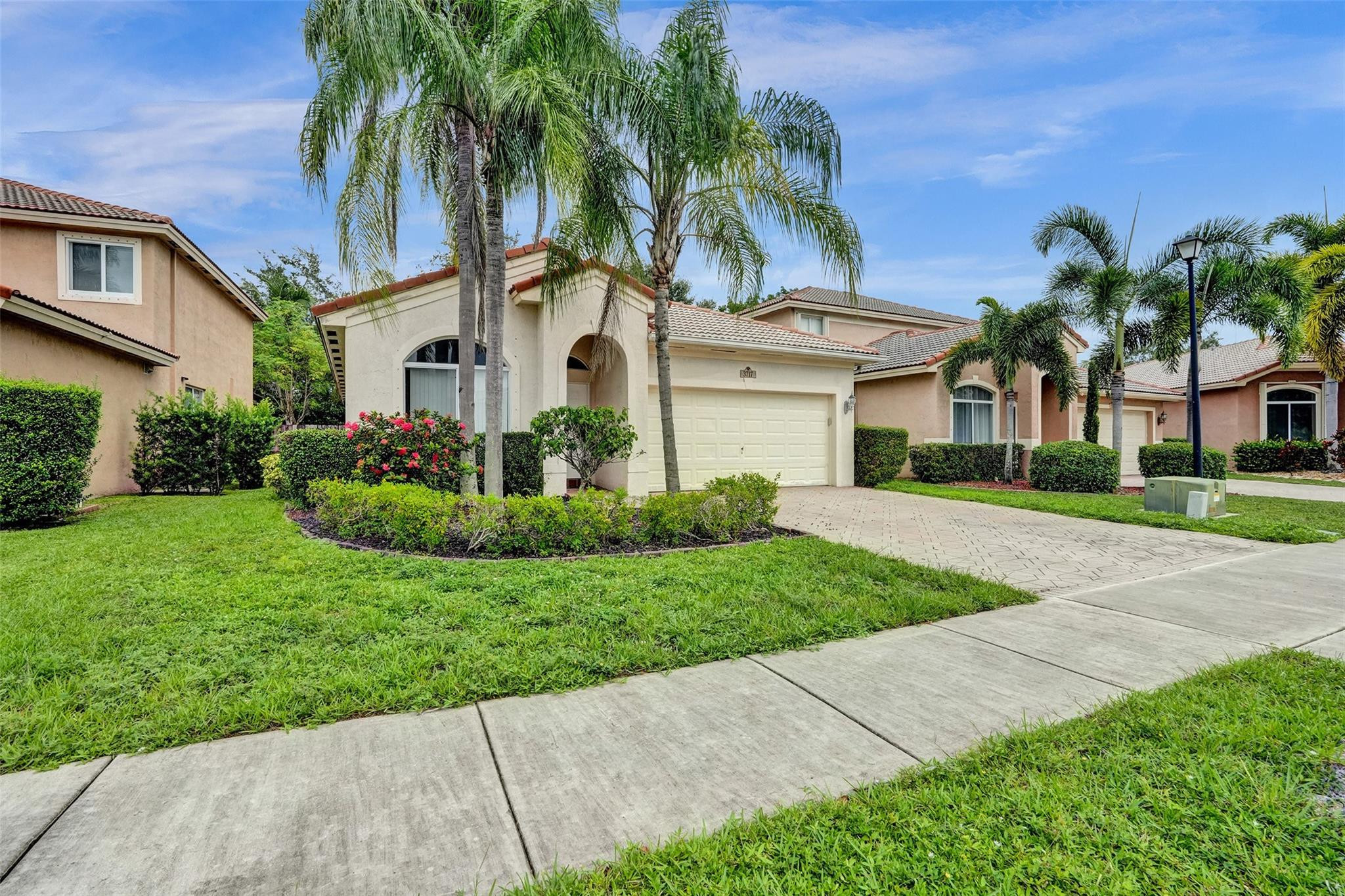3717 Pebblebrook Mnr