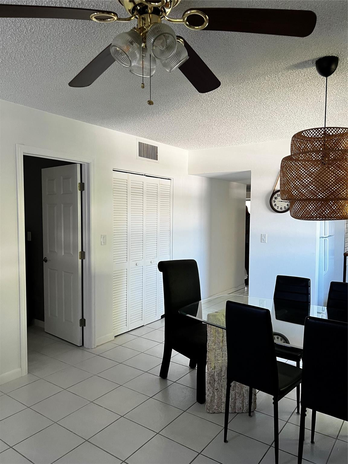701 Pine Dr 211