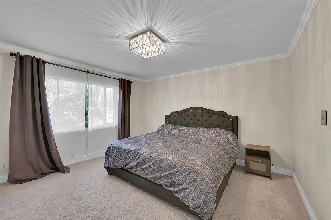 1301 Hampton Blvd 1301