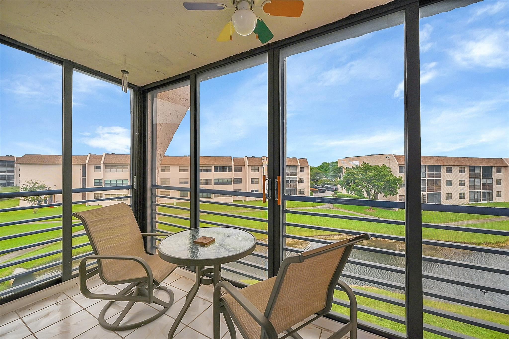 10145 Lakes Blvd 301