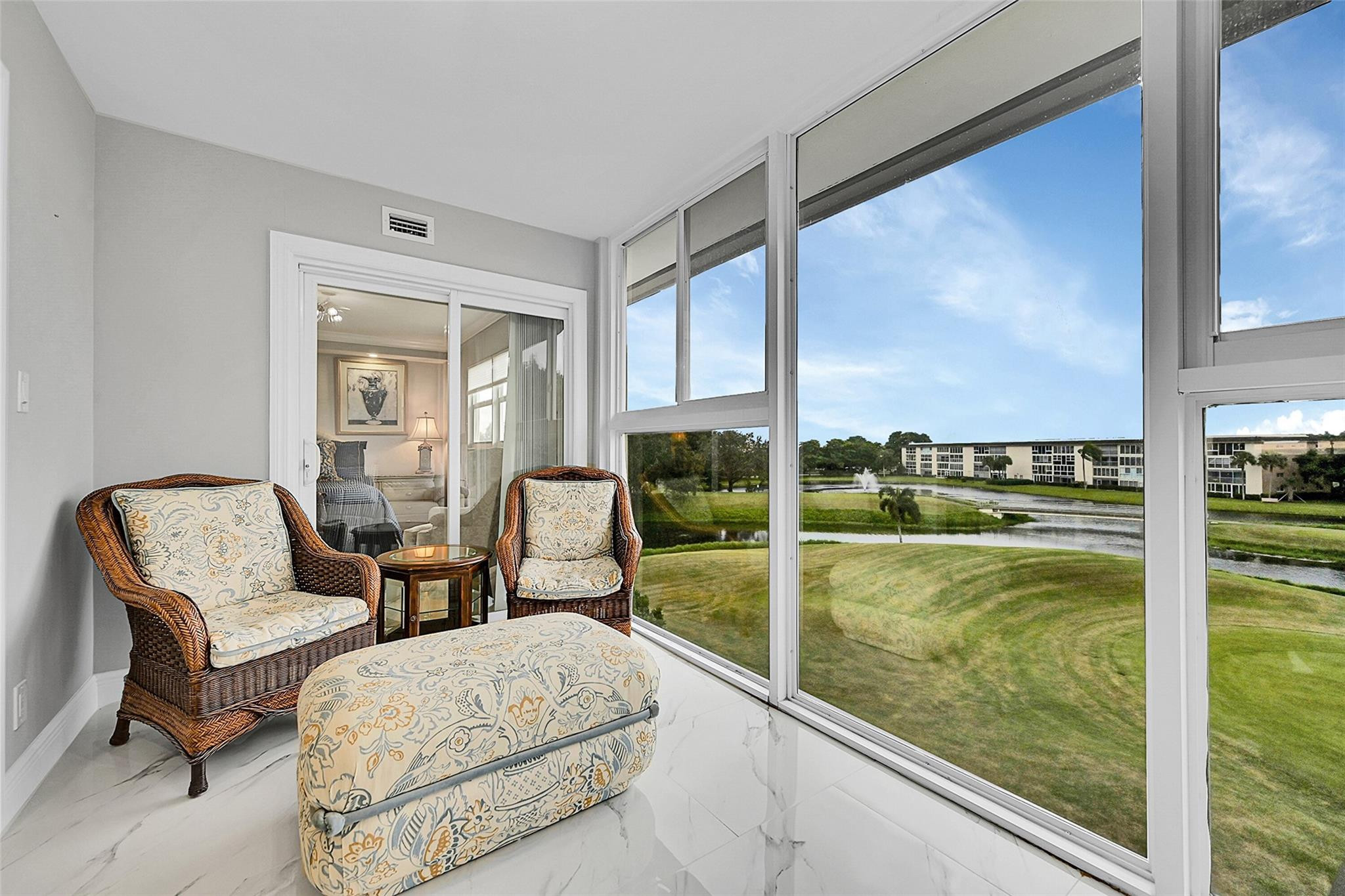 3502 Bimini Ln E4
