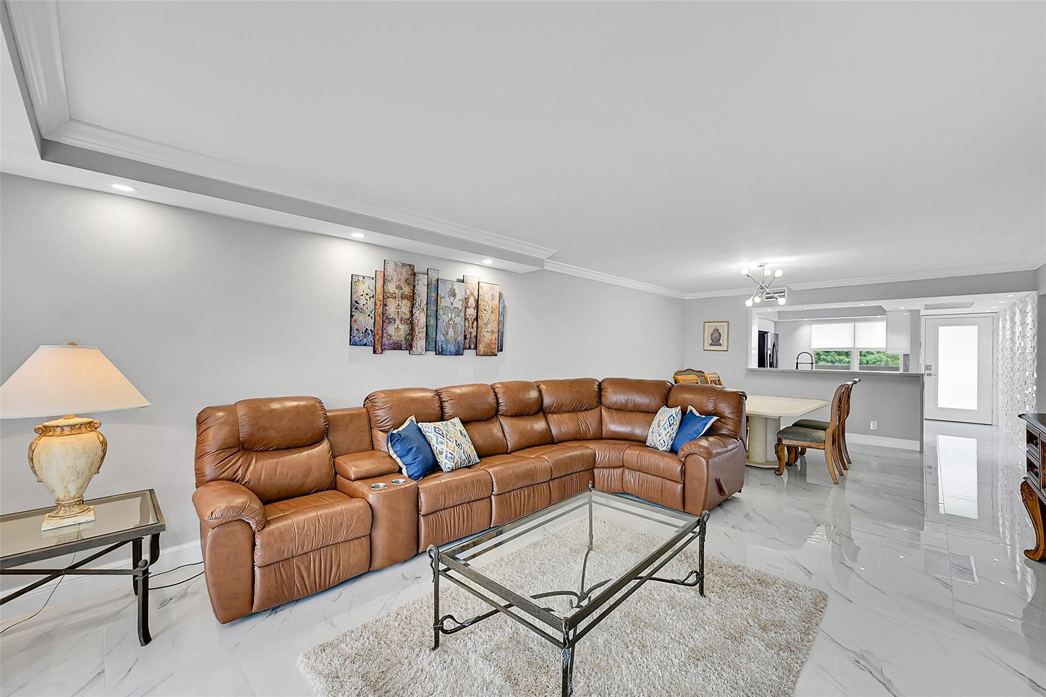 3502 Bimini Ln E4
