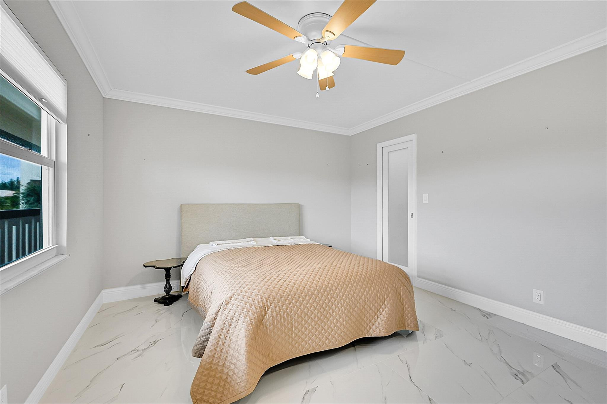 3502 Bimini Ln E4