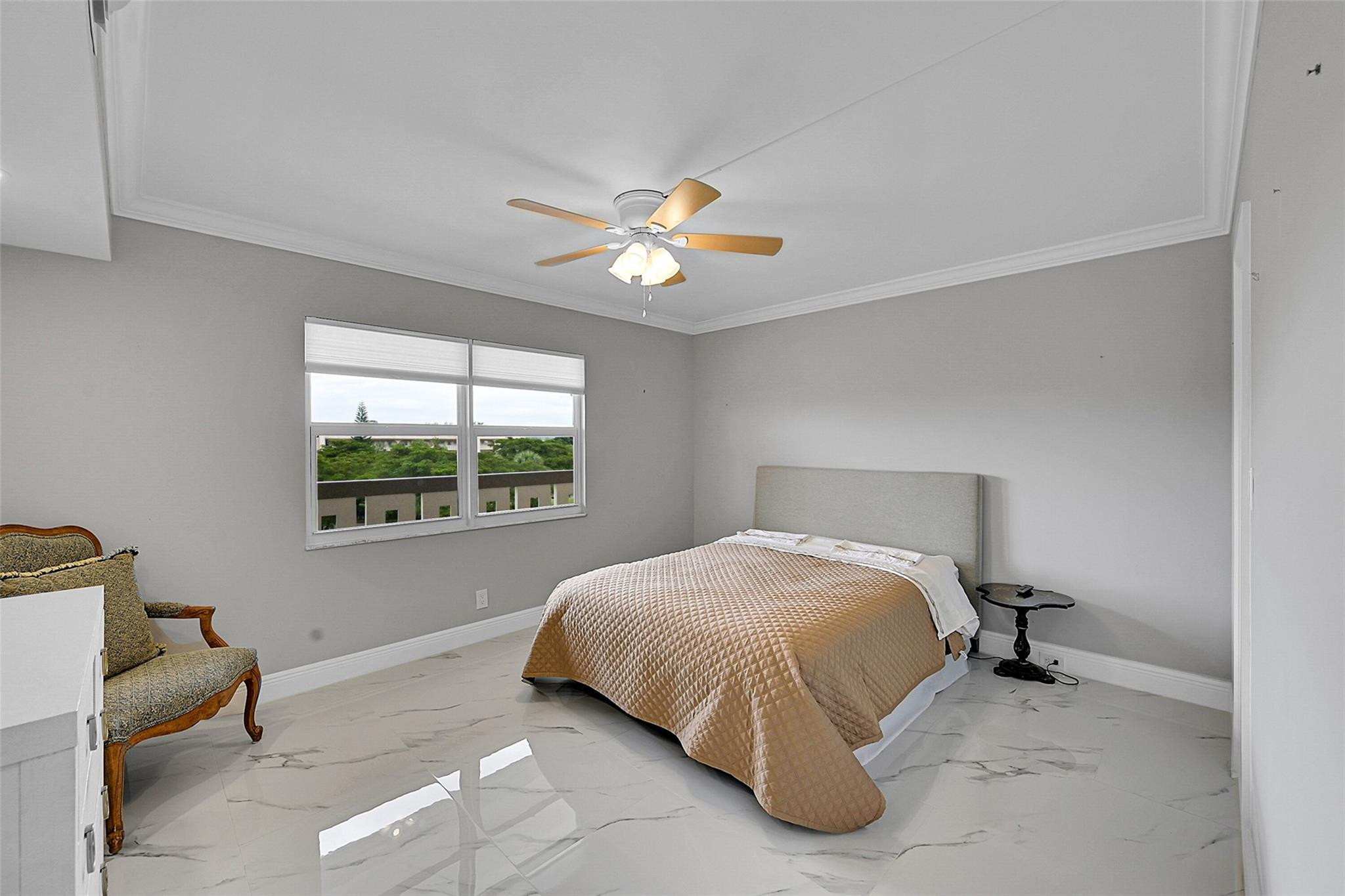 3502 Bimini Ln E4