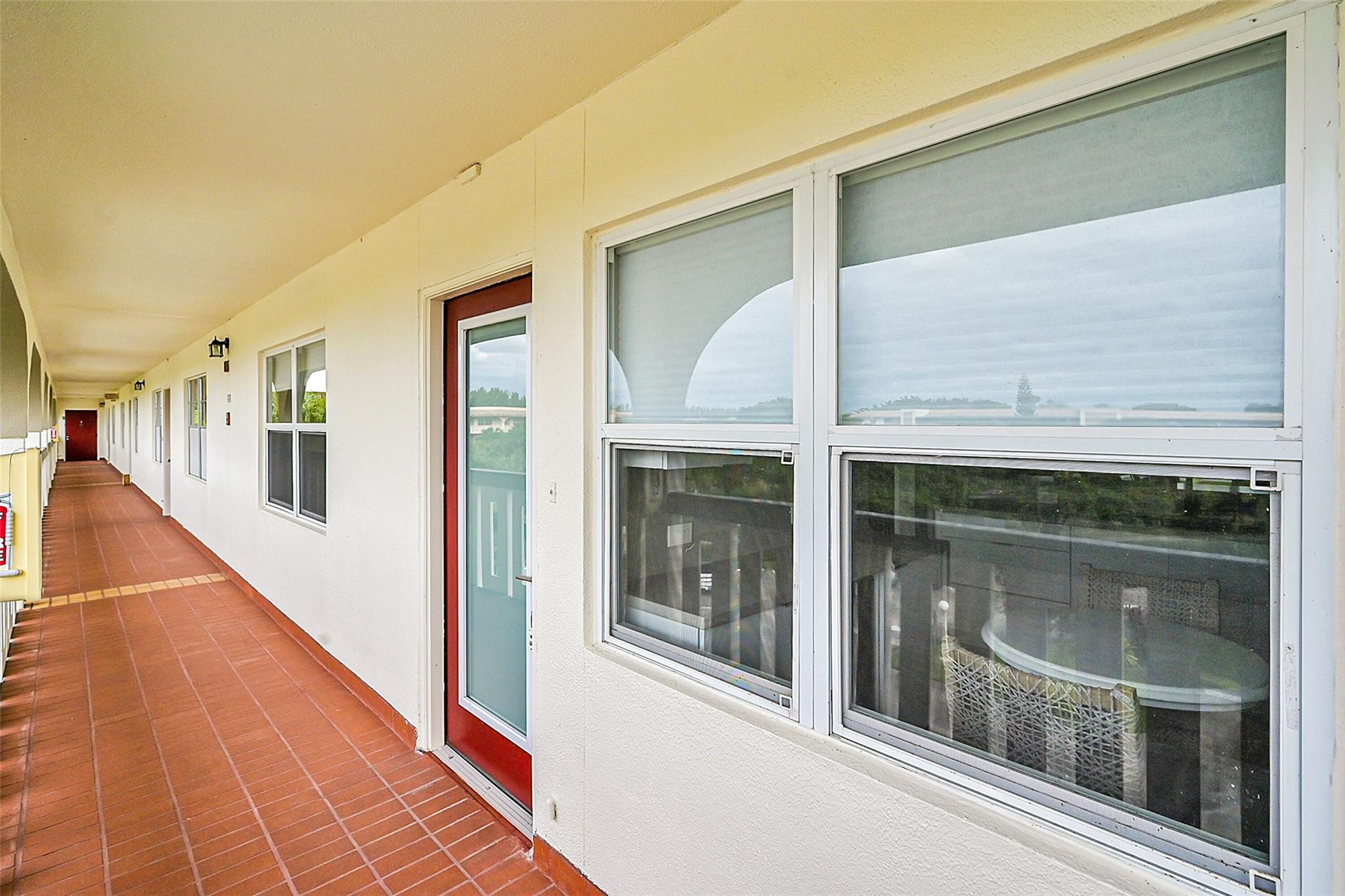 3502 Bimini Ln E4