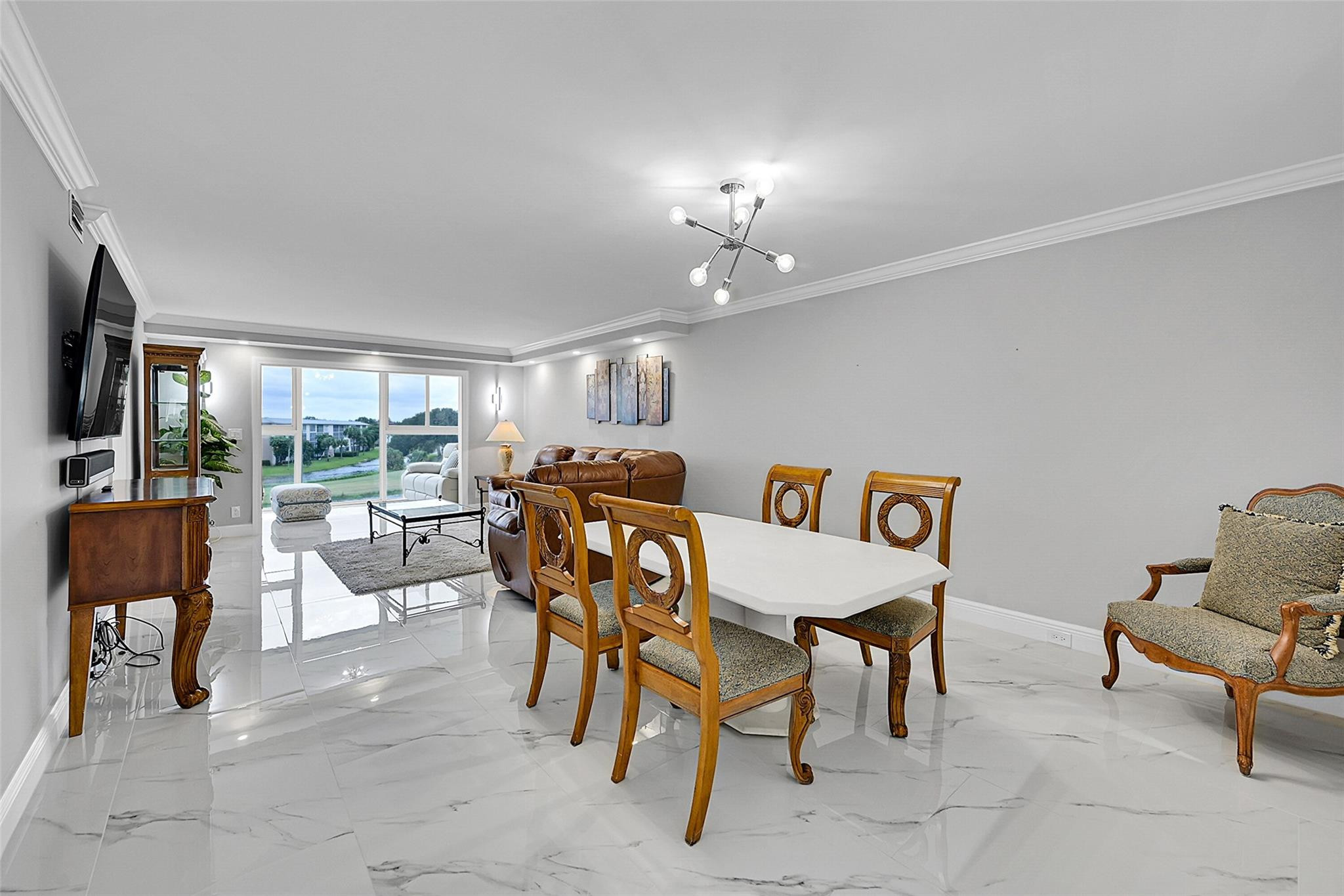3502 Bimini Ln E4