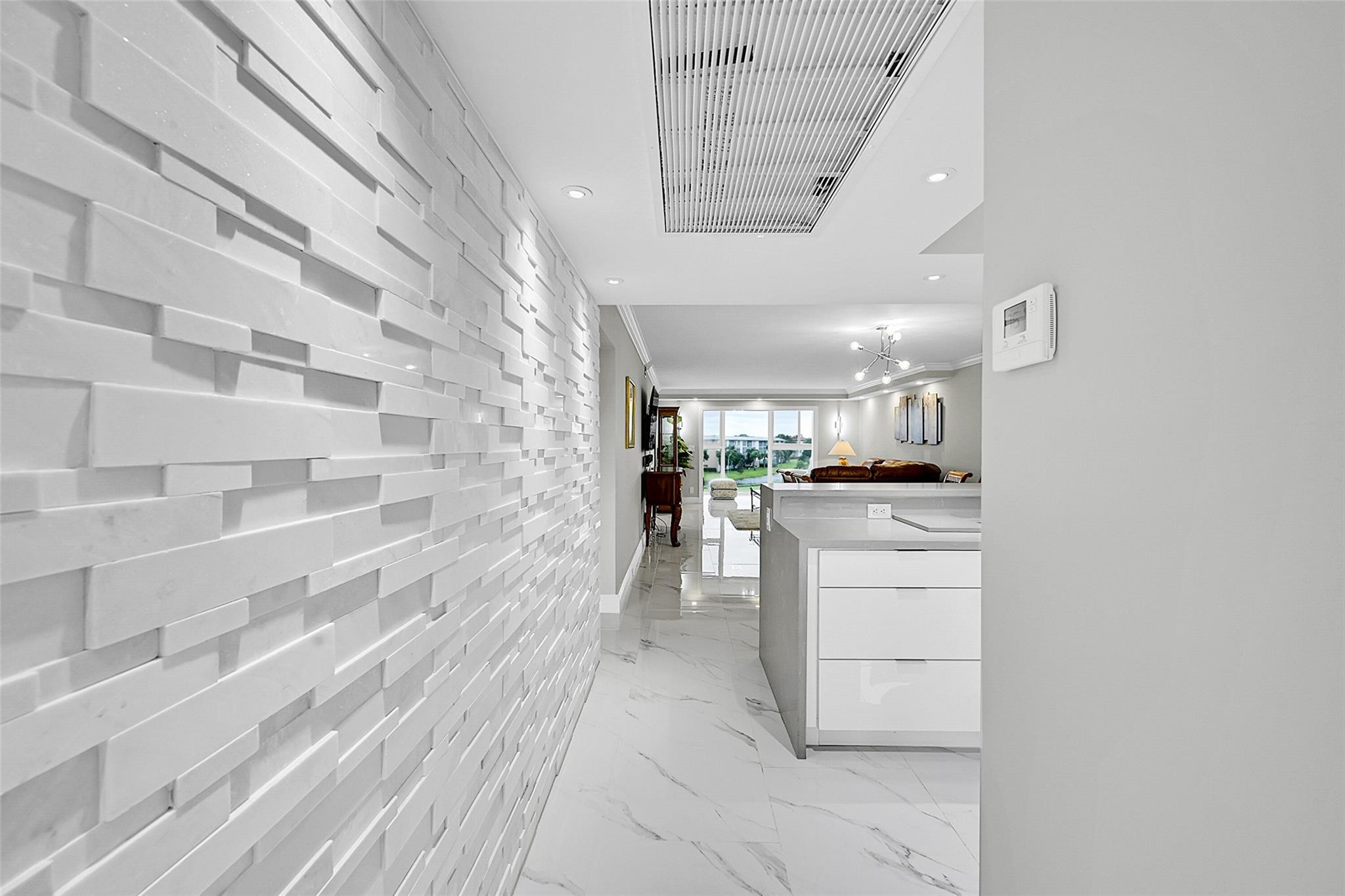 3502 Bimini Ln E4
