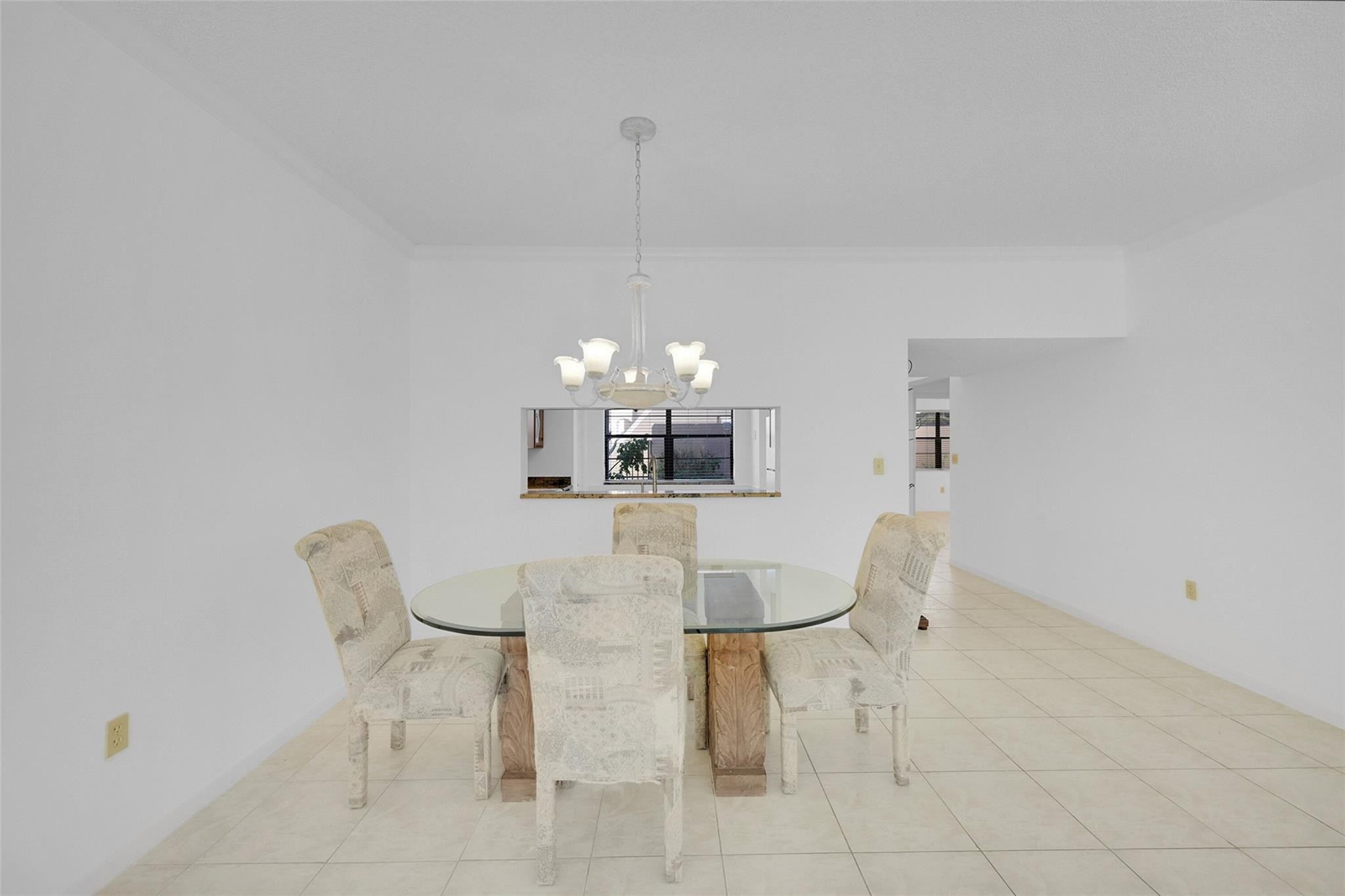 6670 Villa Sonrisa Dr 211