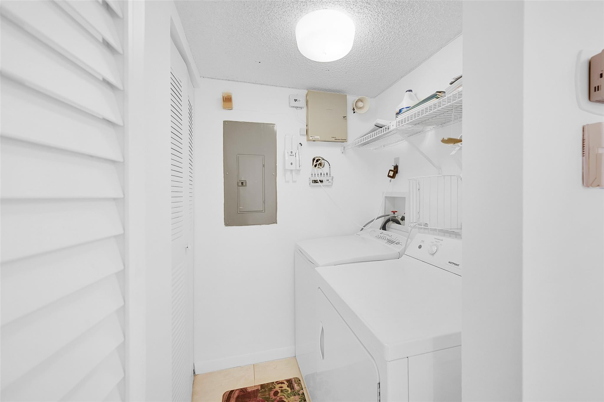 6670 Villa Sonrisa Dr 211