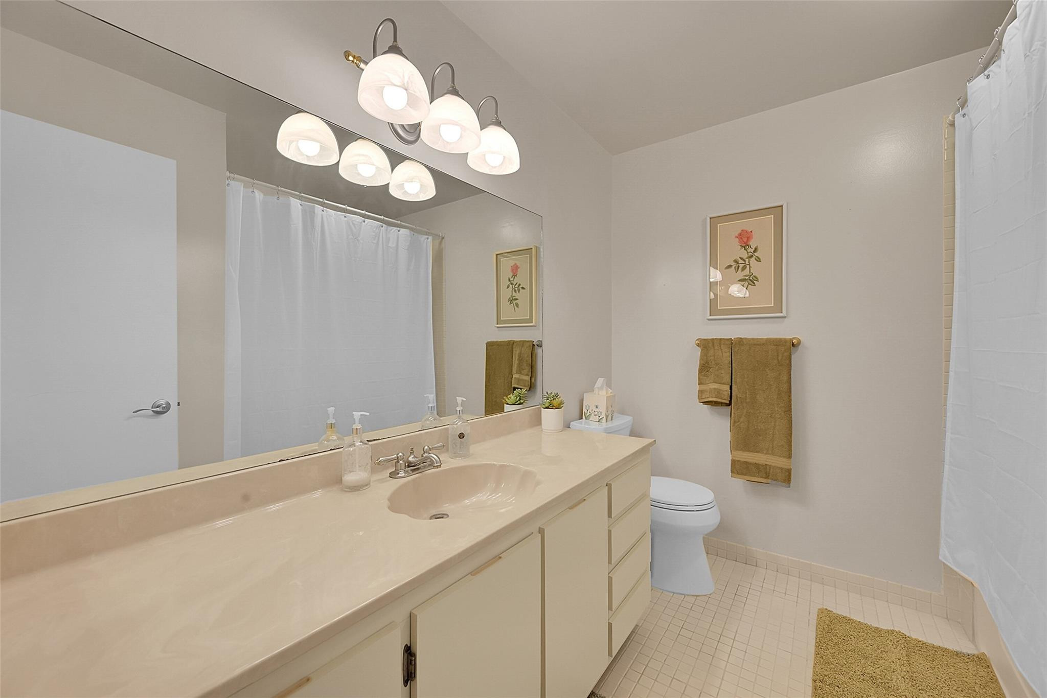 7452 Ashmont Cir 310