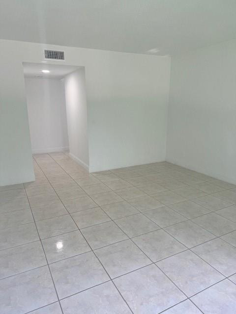 380 Racquet Club Rd