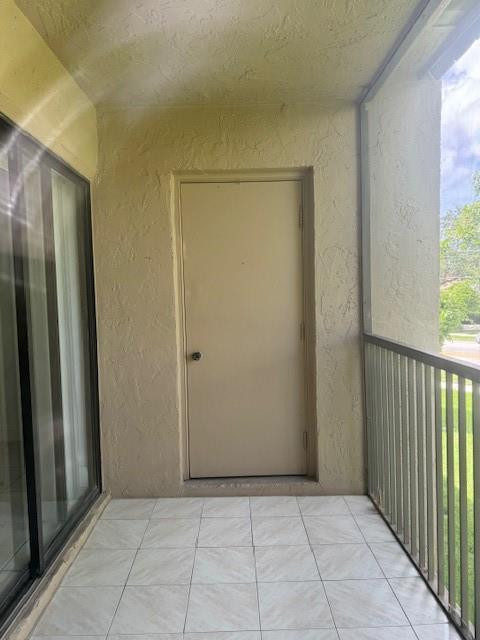 380 Racquet Club Rd