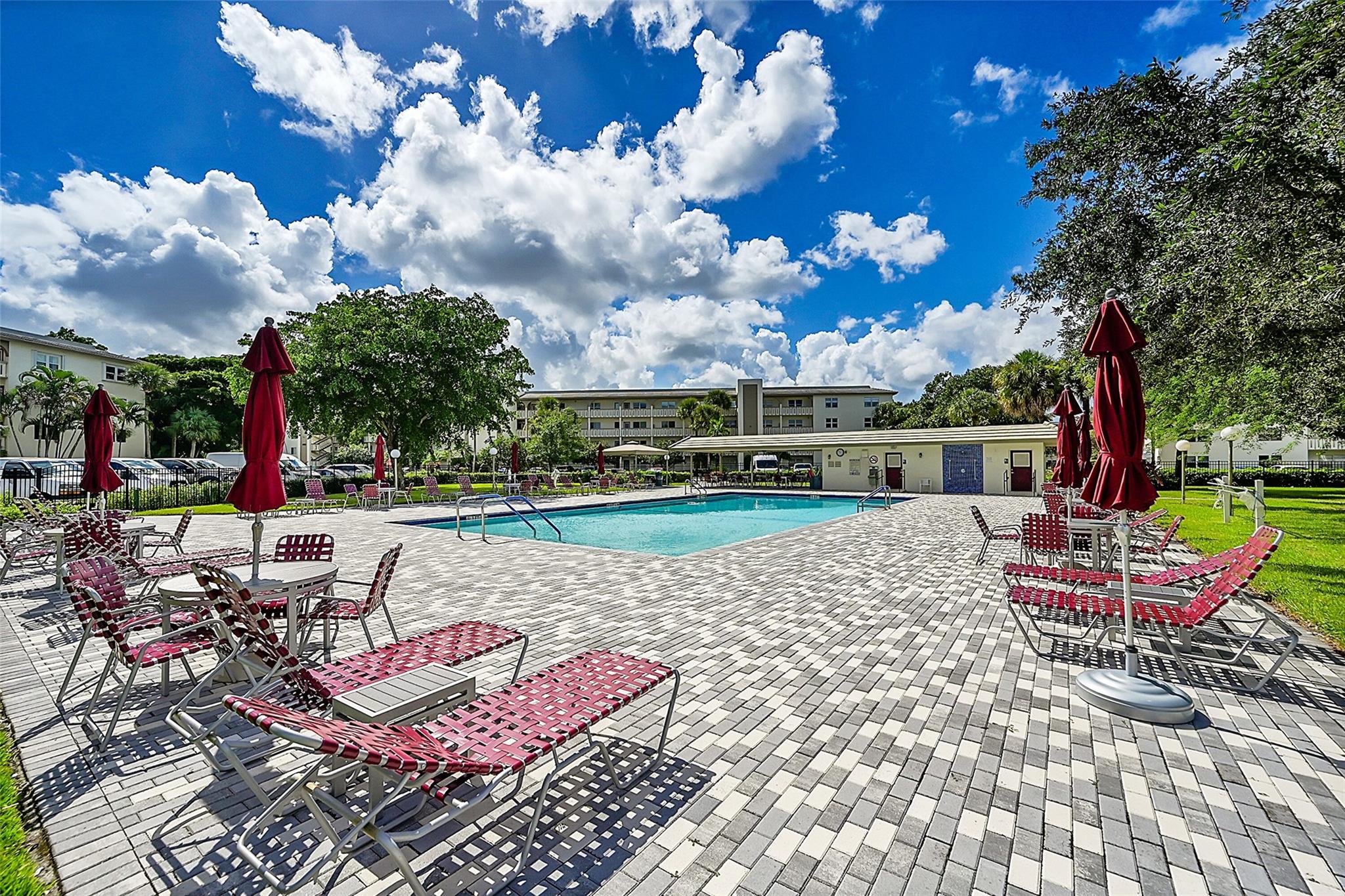 3404 Bimini Ln J2