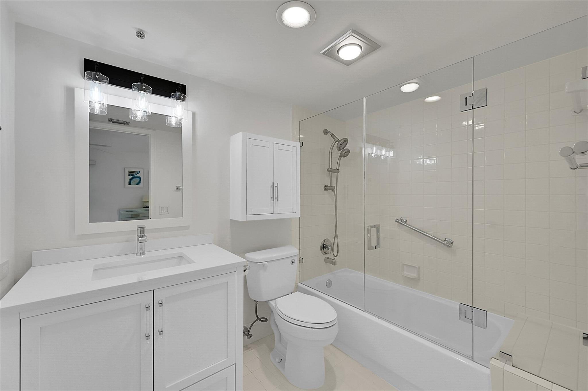 3404 Bimini Ln J2