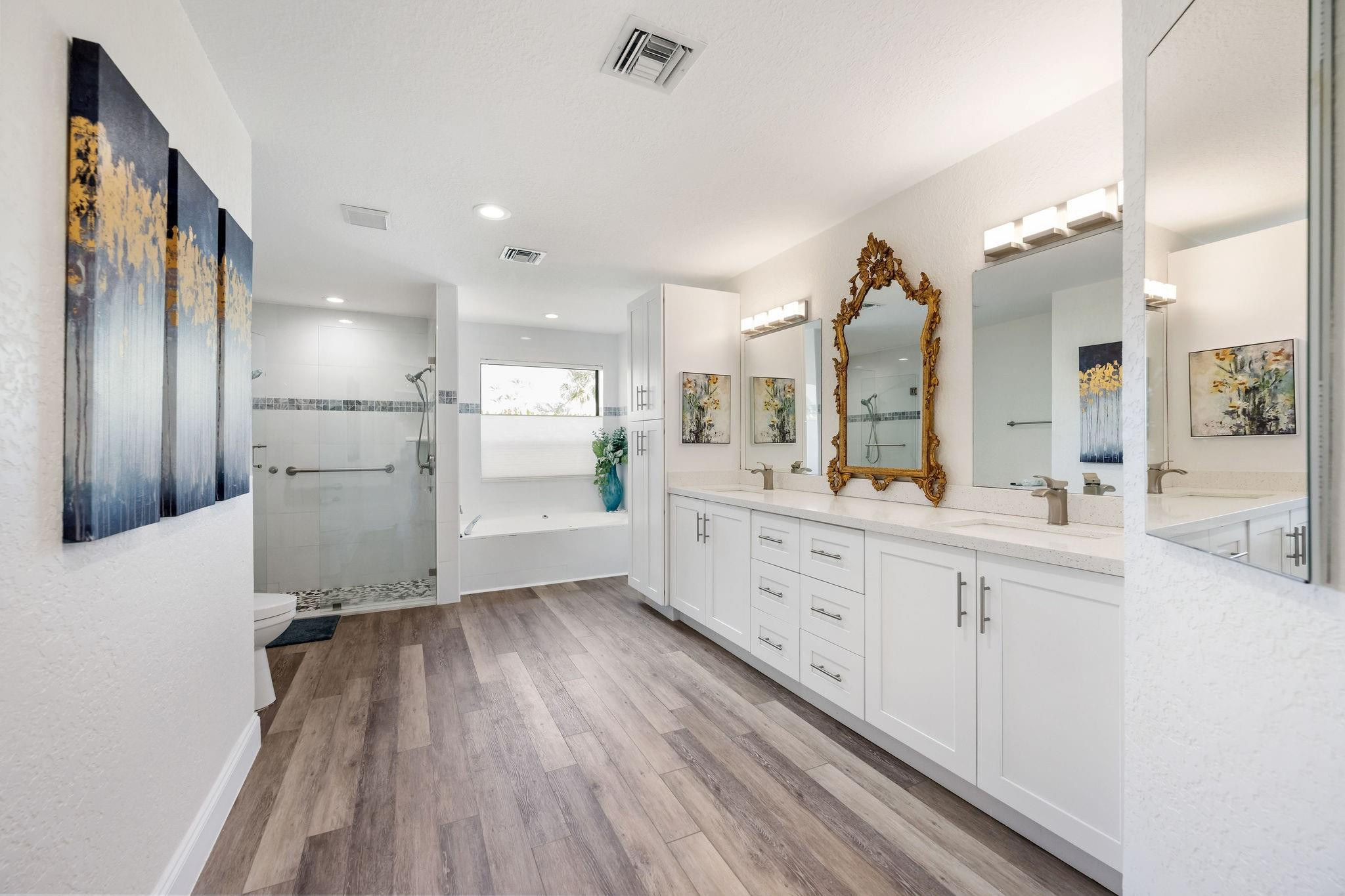 11091 Boca Woods Ln