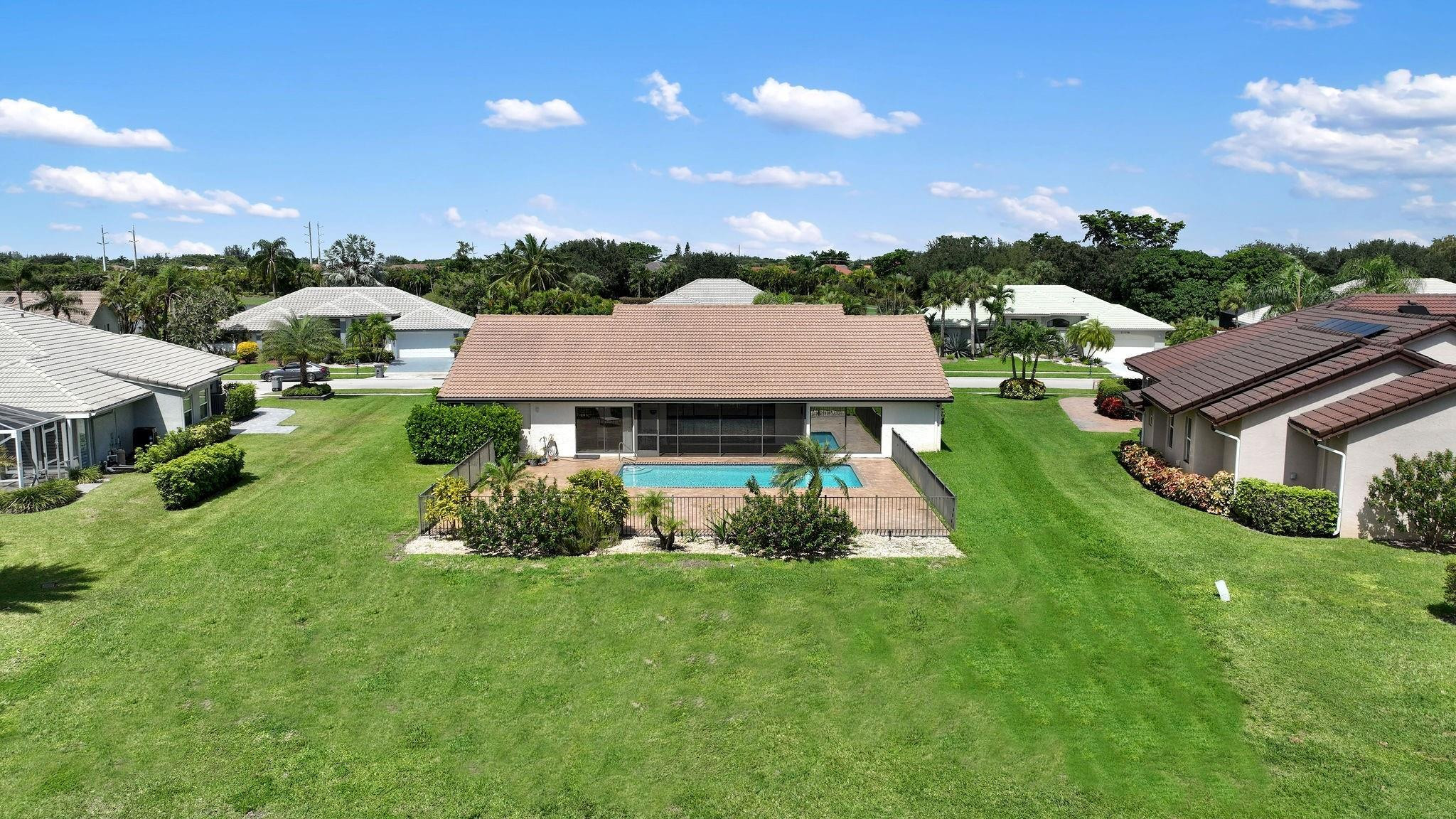 11091 Boca Woods Ln