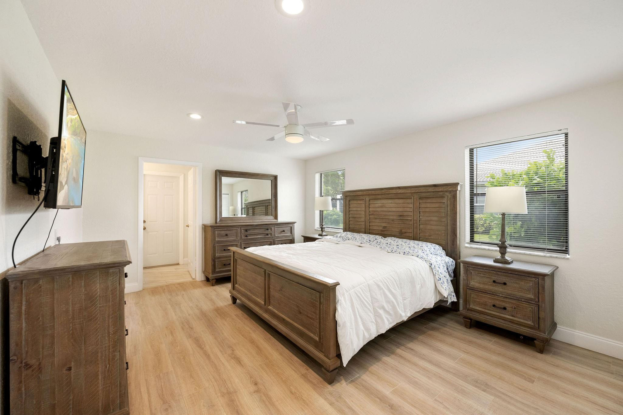 11091 Boca Woods Ln