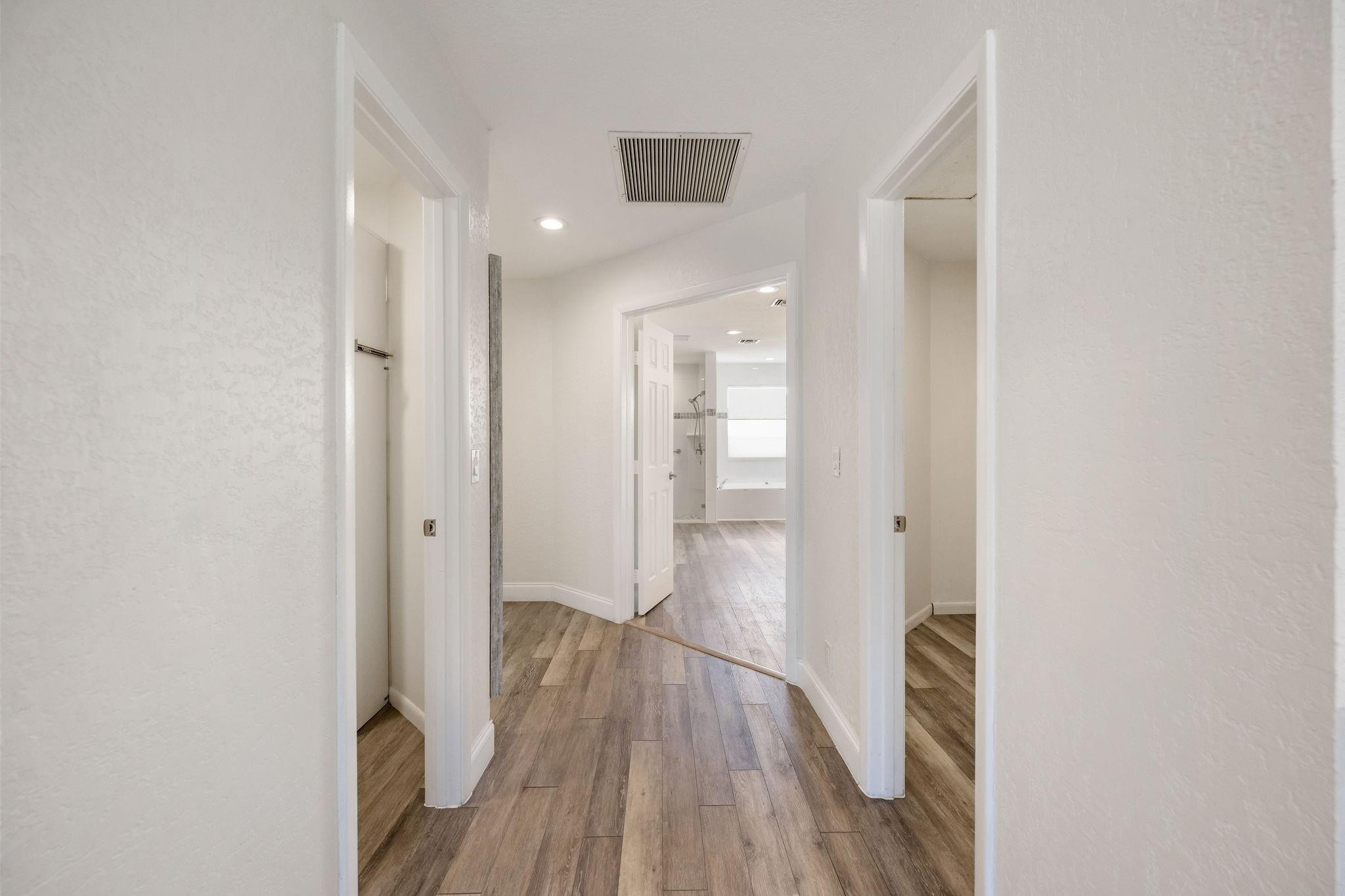 11091 Boca Woods Ln