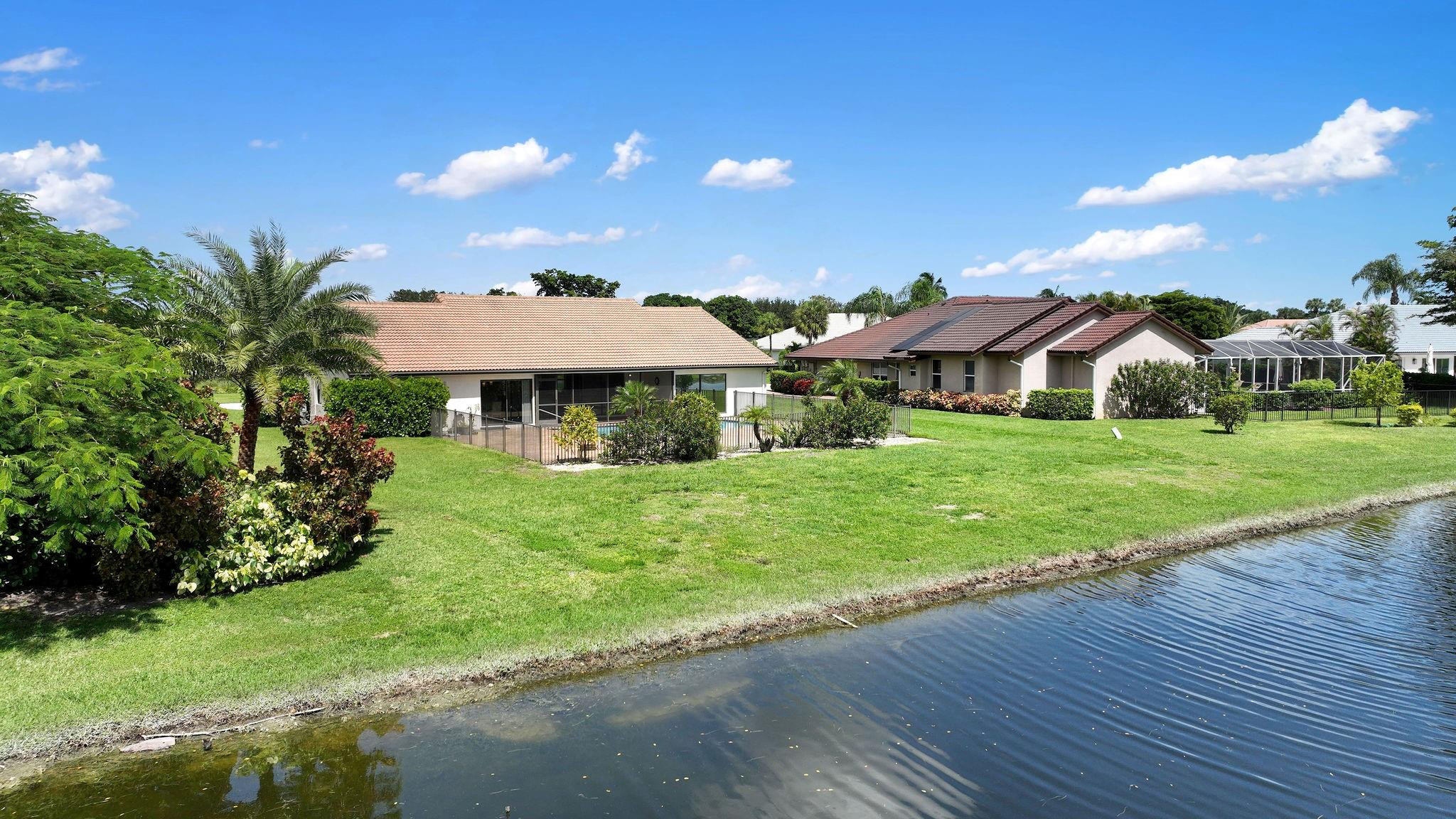 11091 Boca Woods Ln