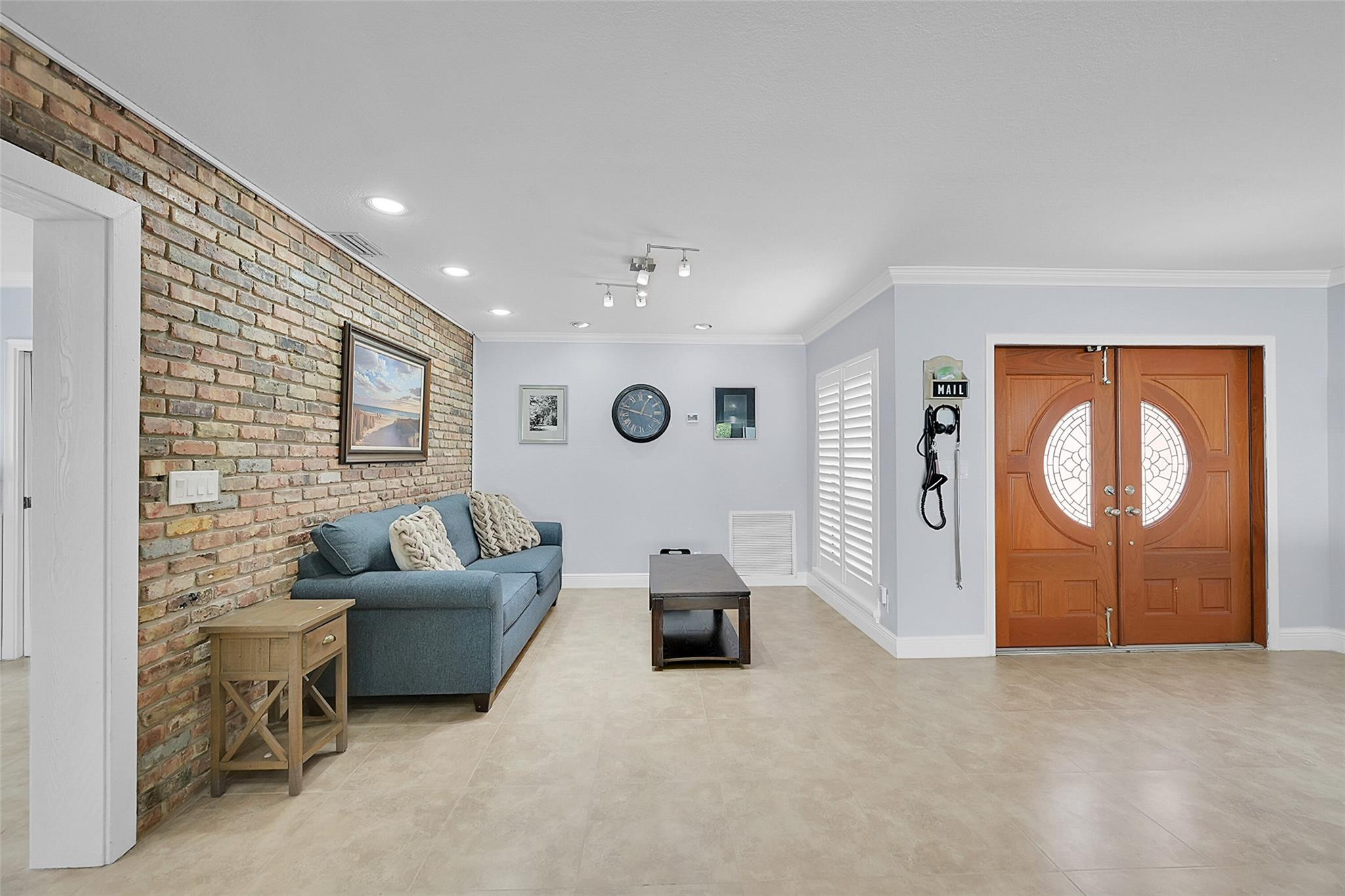 7400 Corkwood Cir