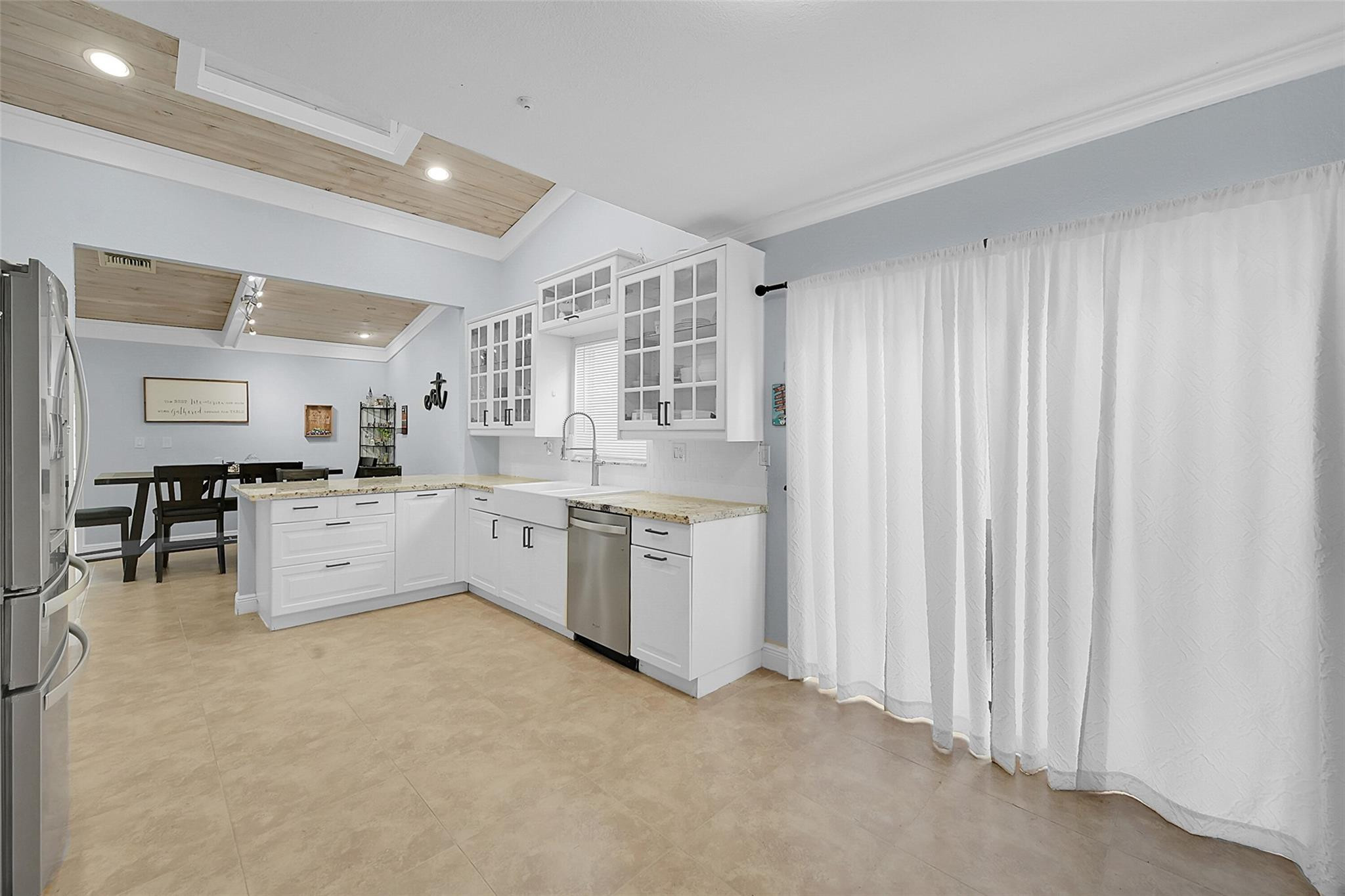 7400 Corkwood Cir