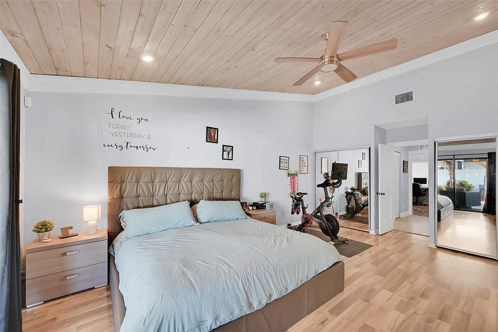 7400 Corkwood Cir