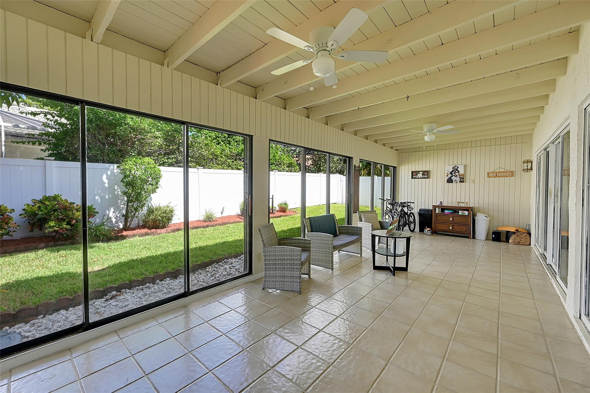7400 Corkwood Cir