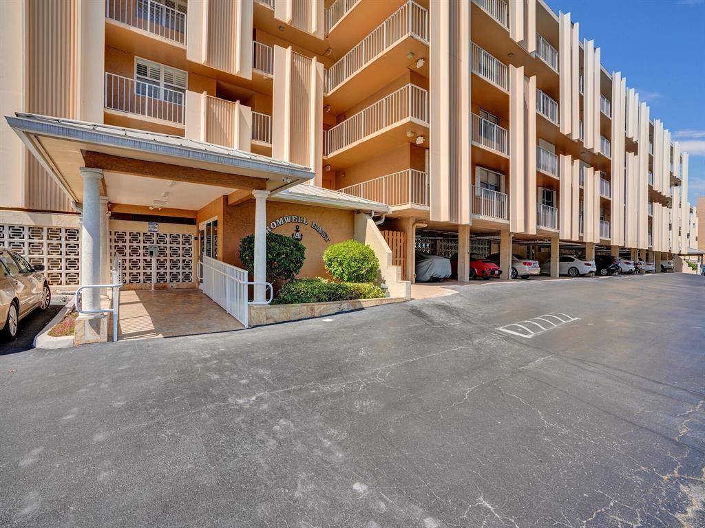 1777 SE 15th St 506