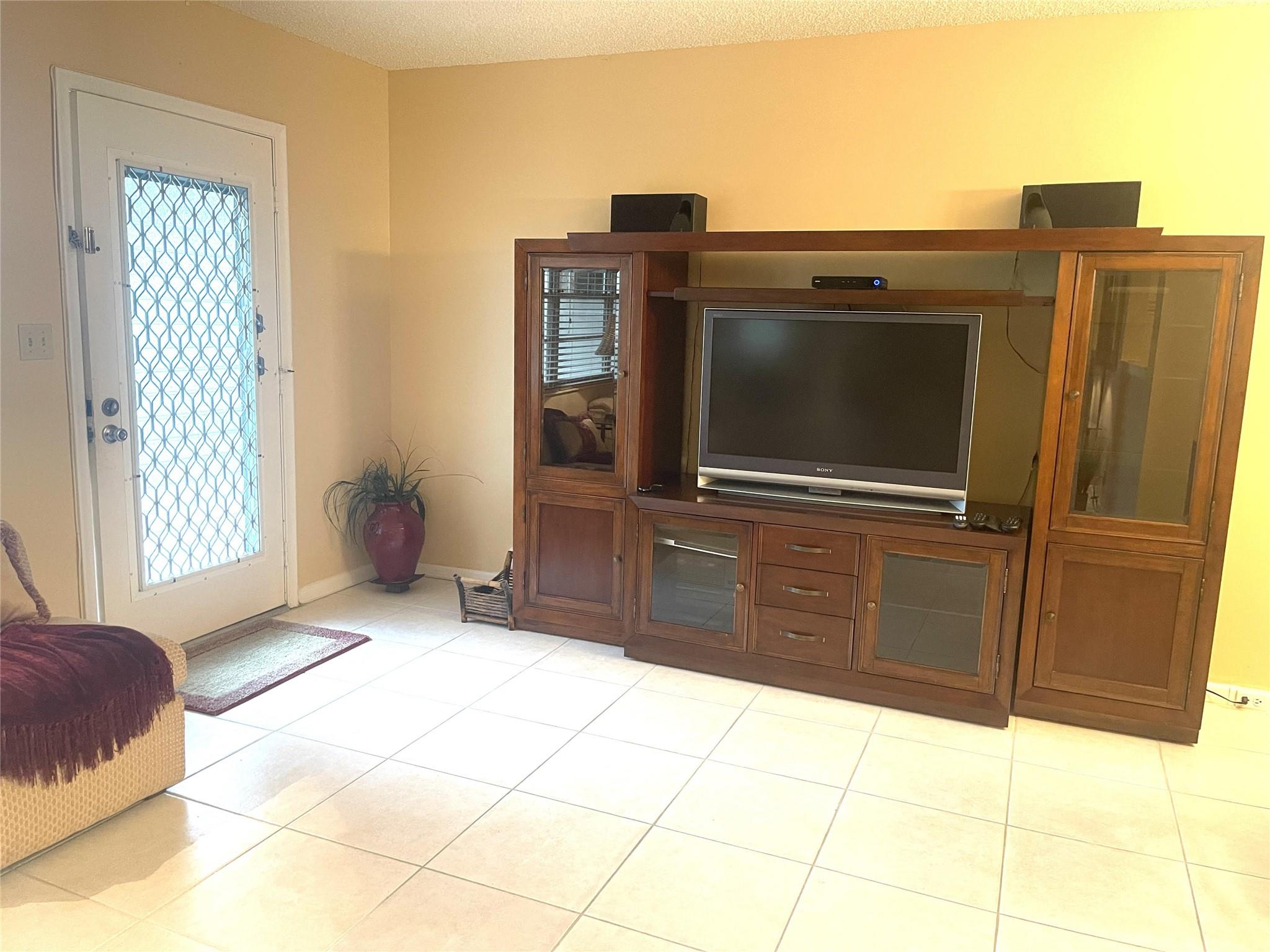 3305 Aruba Way G1