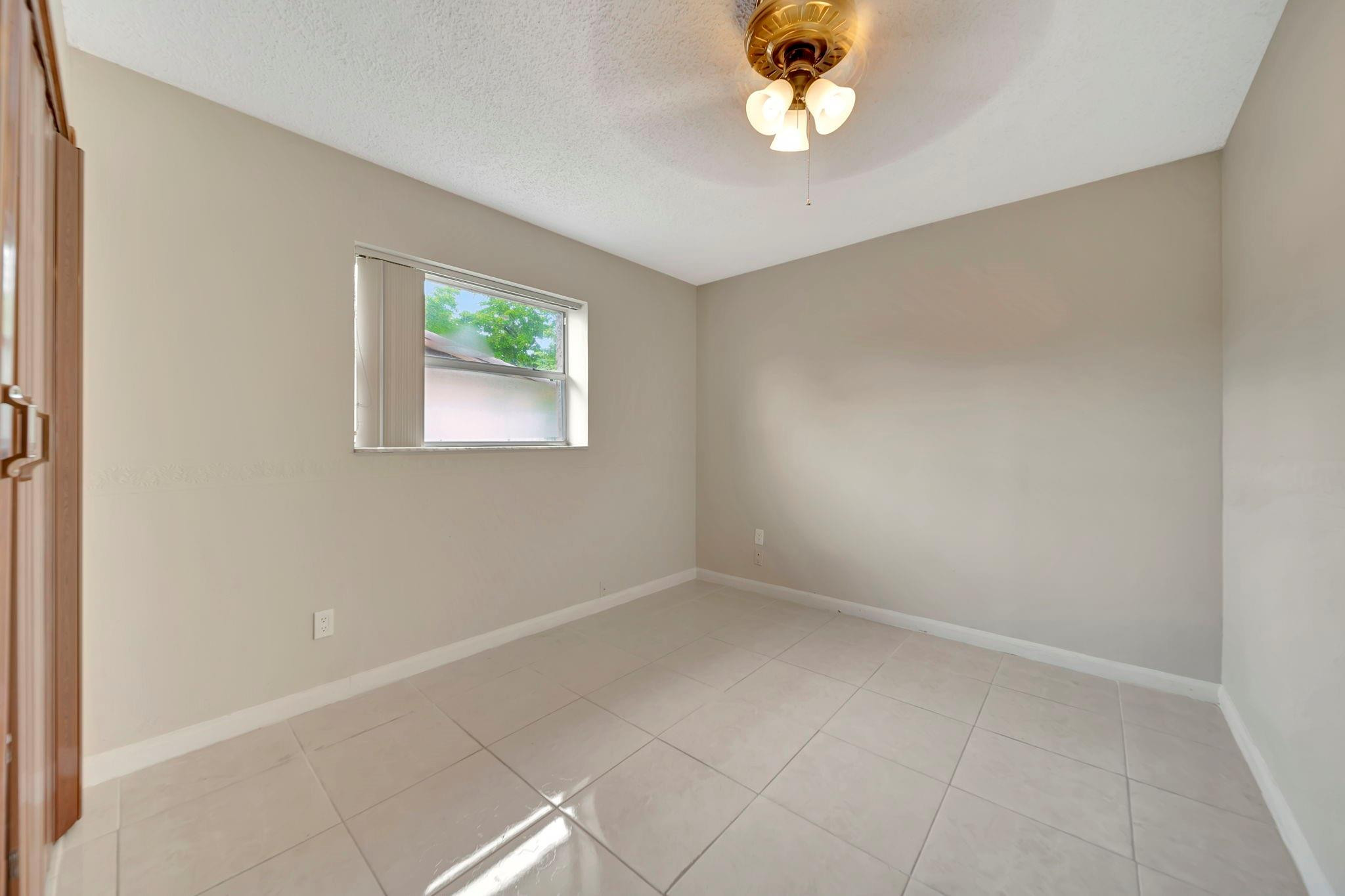 7040 SW 18th Street