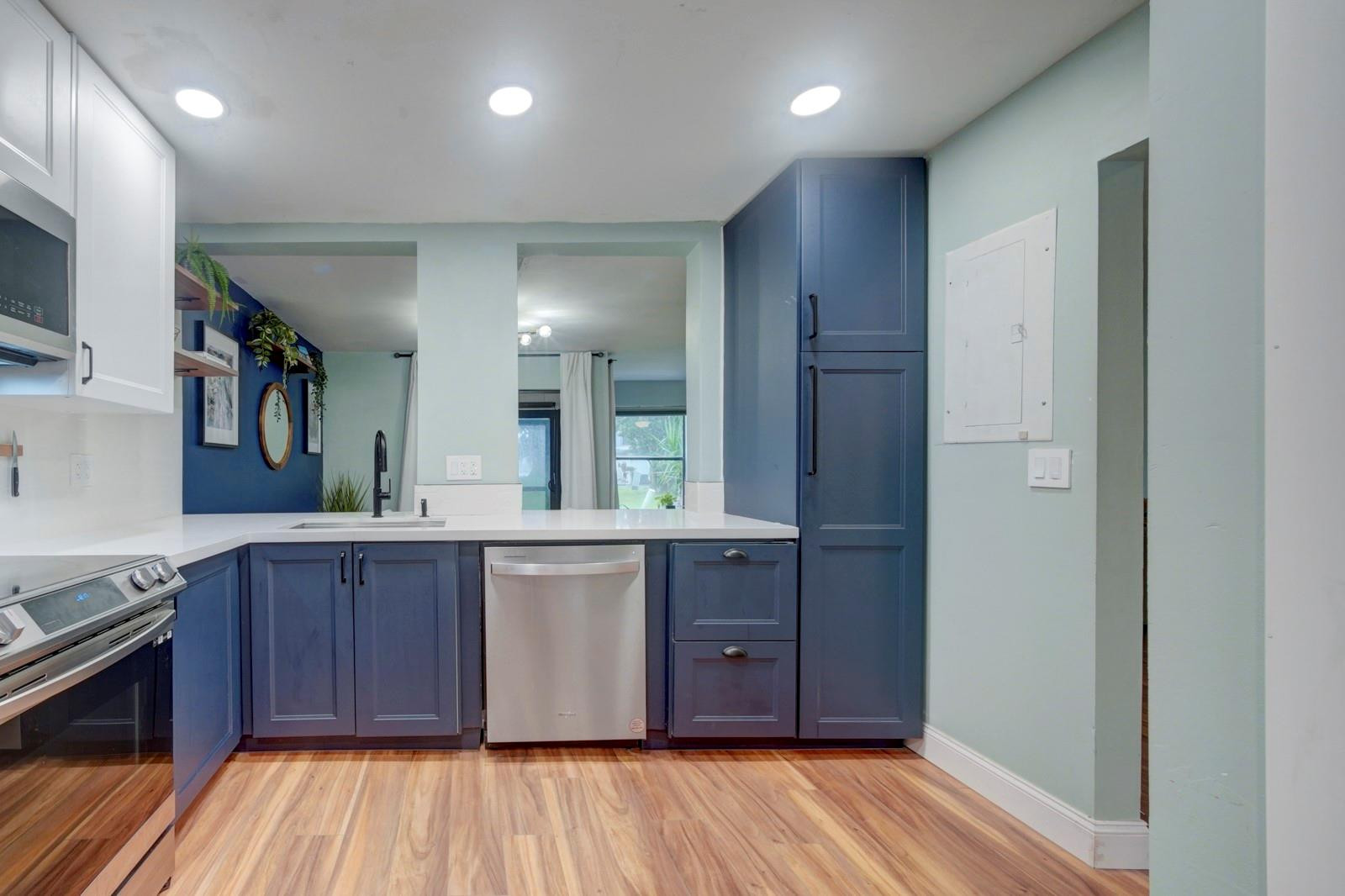 2647 NW 42nd Ave 2647