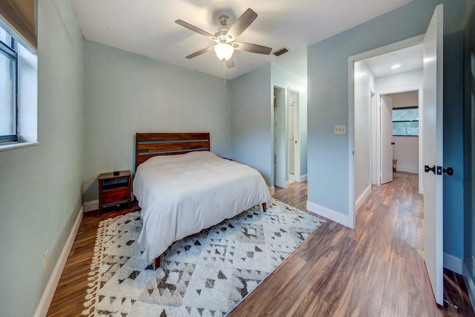 2647 NW 42nd Ave 2647