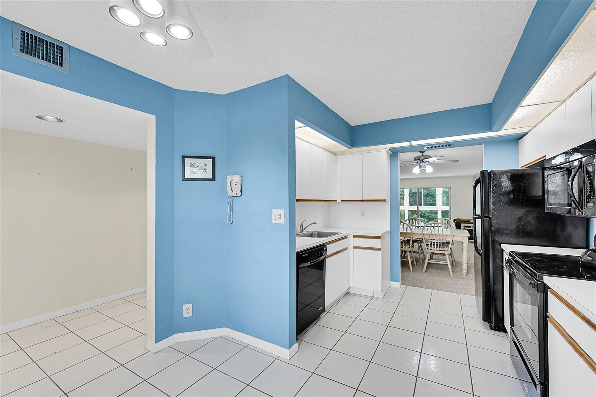 1603 Abaco Dr K3