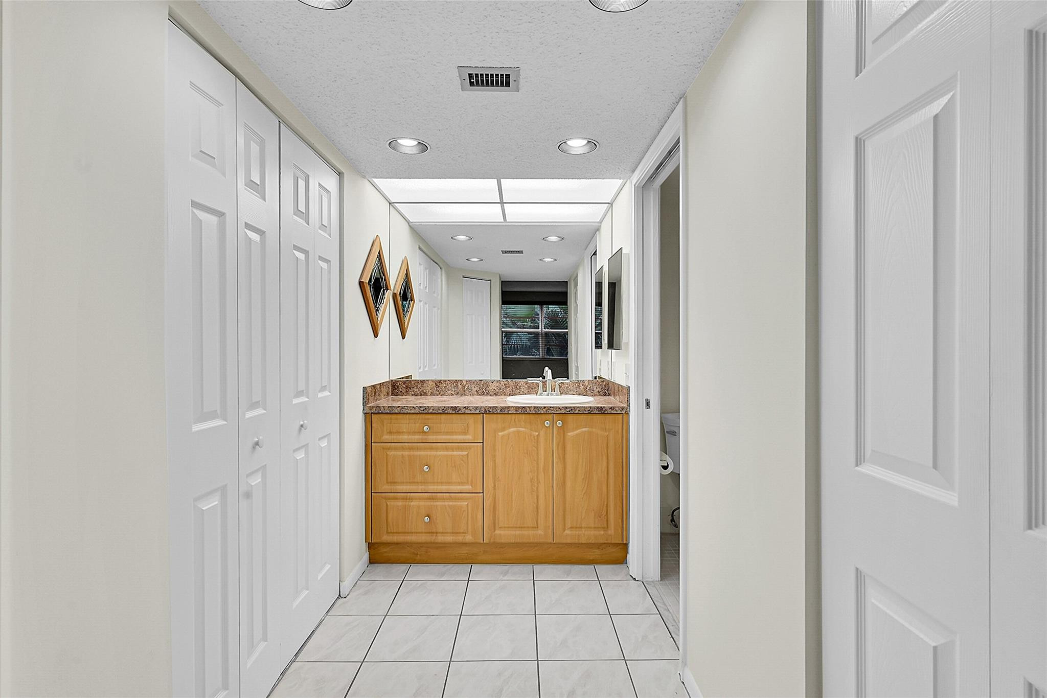 1603 Abaco Dr K3