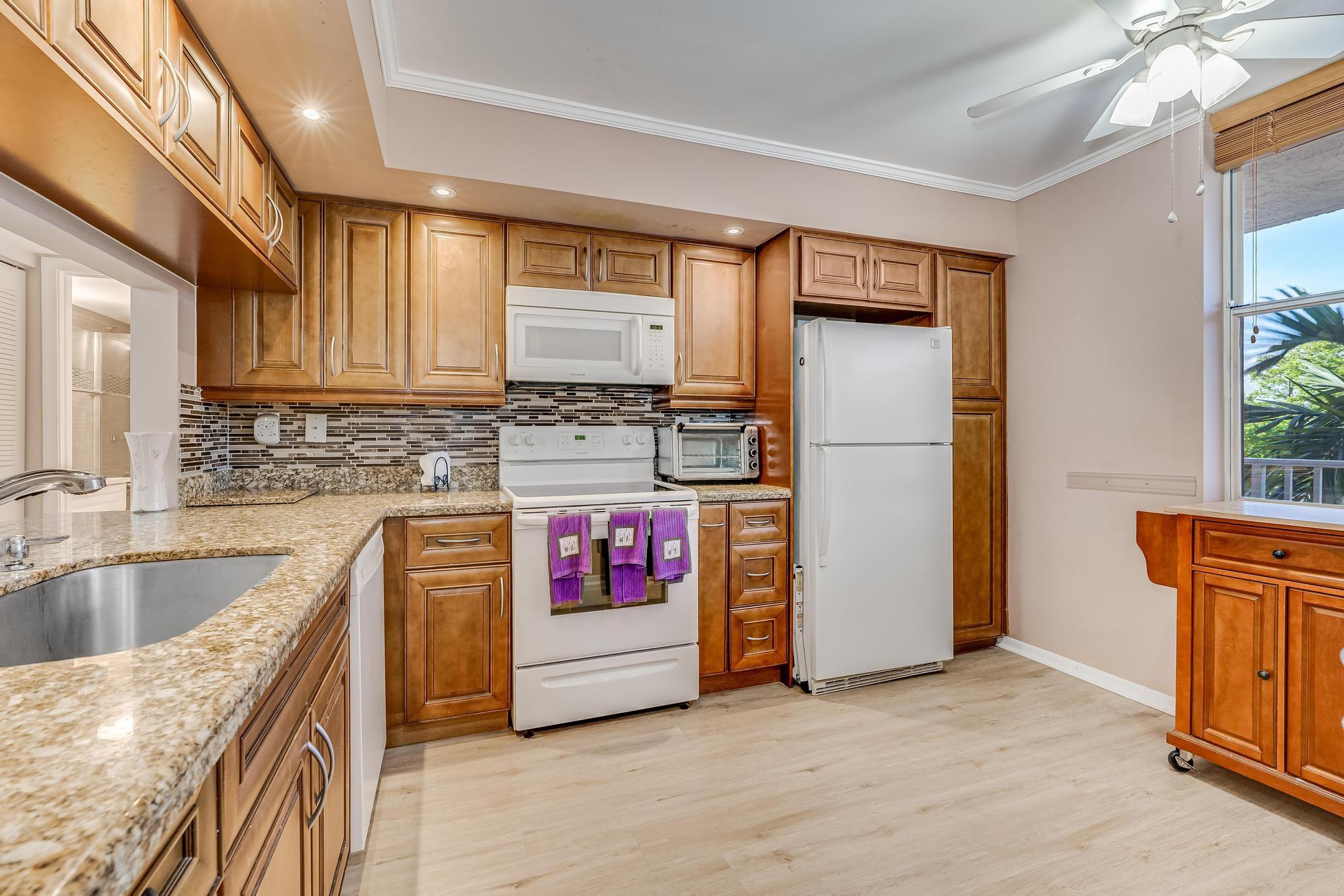 2524 NW 104th Ave 307