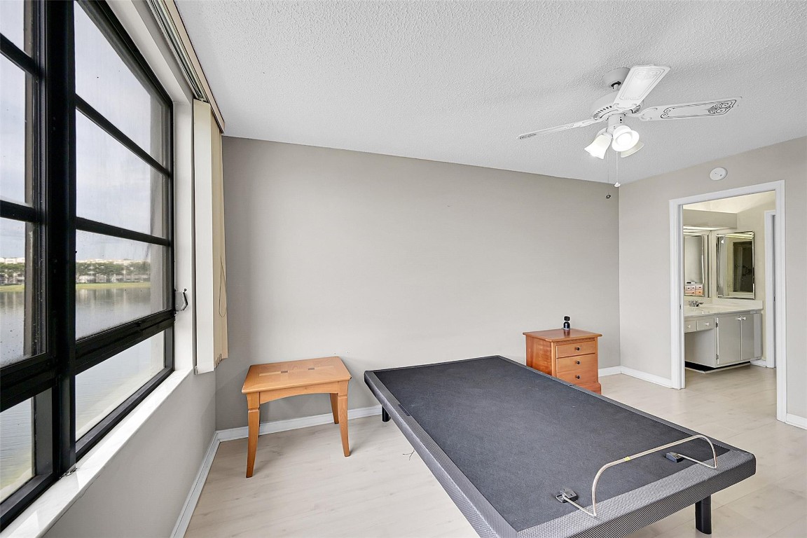 10556 E Clairmont Cir 309