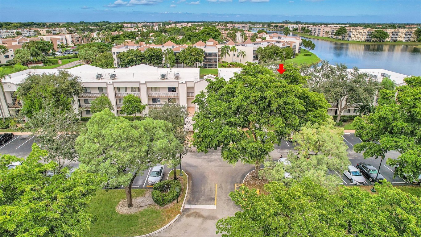 10556 E Clairmont Cir 309