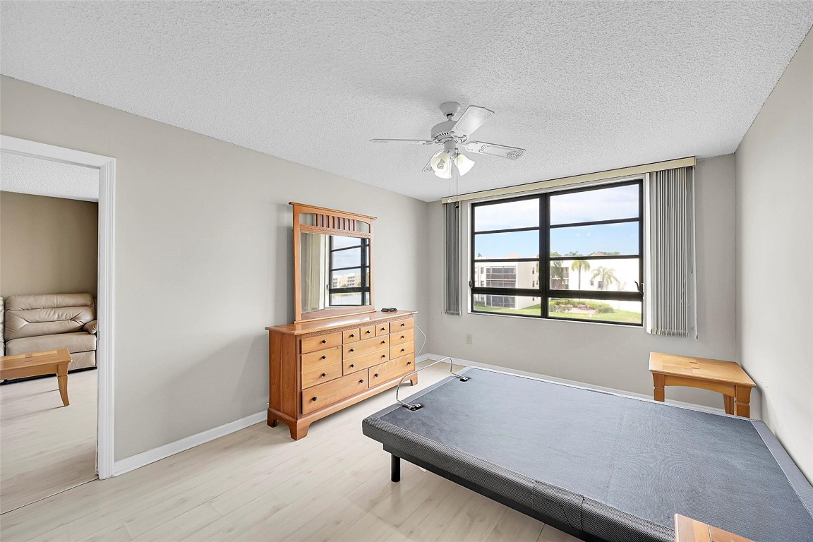 10556 E Clairmont Cir 309