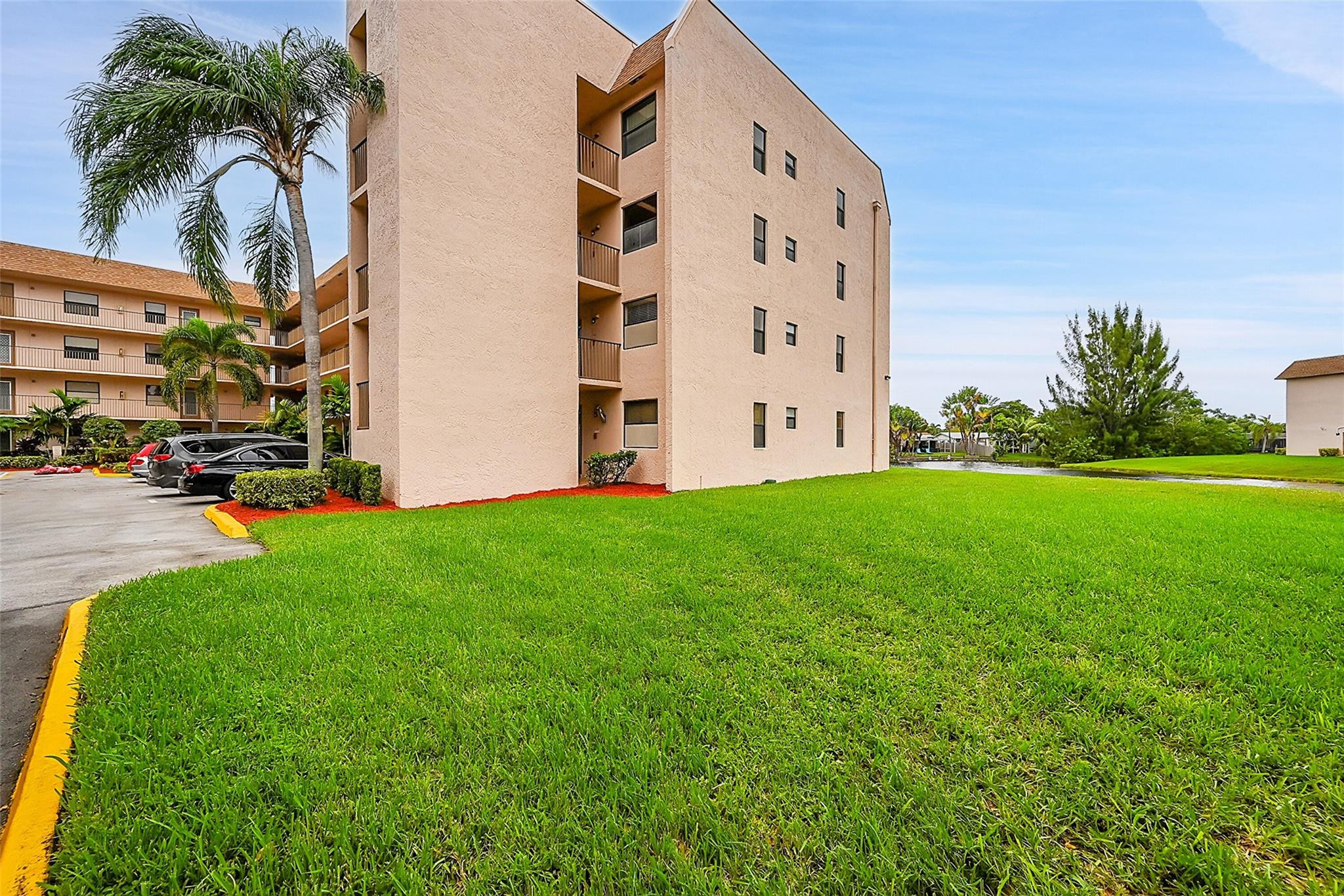 2711 NW 104th Ave 302