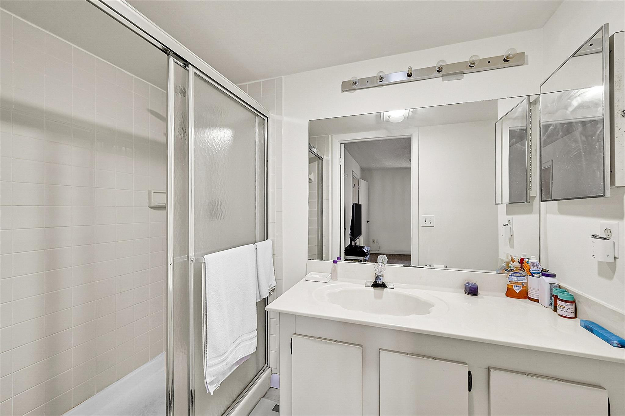 2711 NW 104th Ave 302