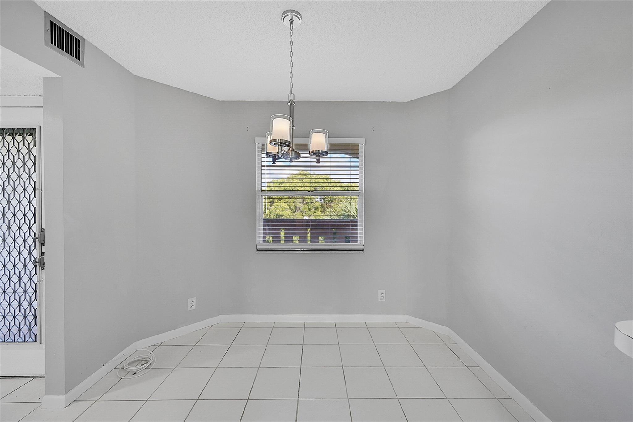 1604 Abaco Dr F4