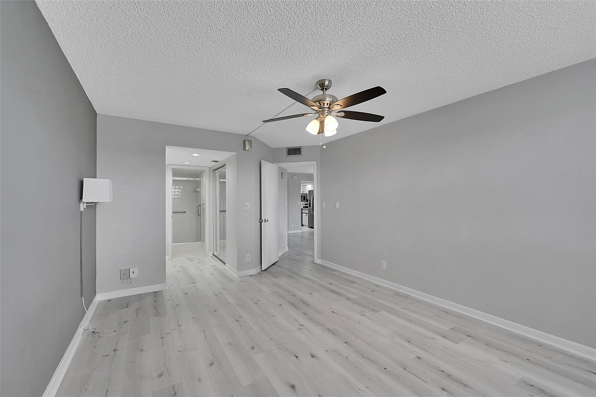 1604 Abaco Dr F4