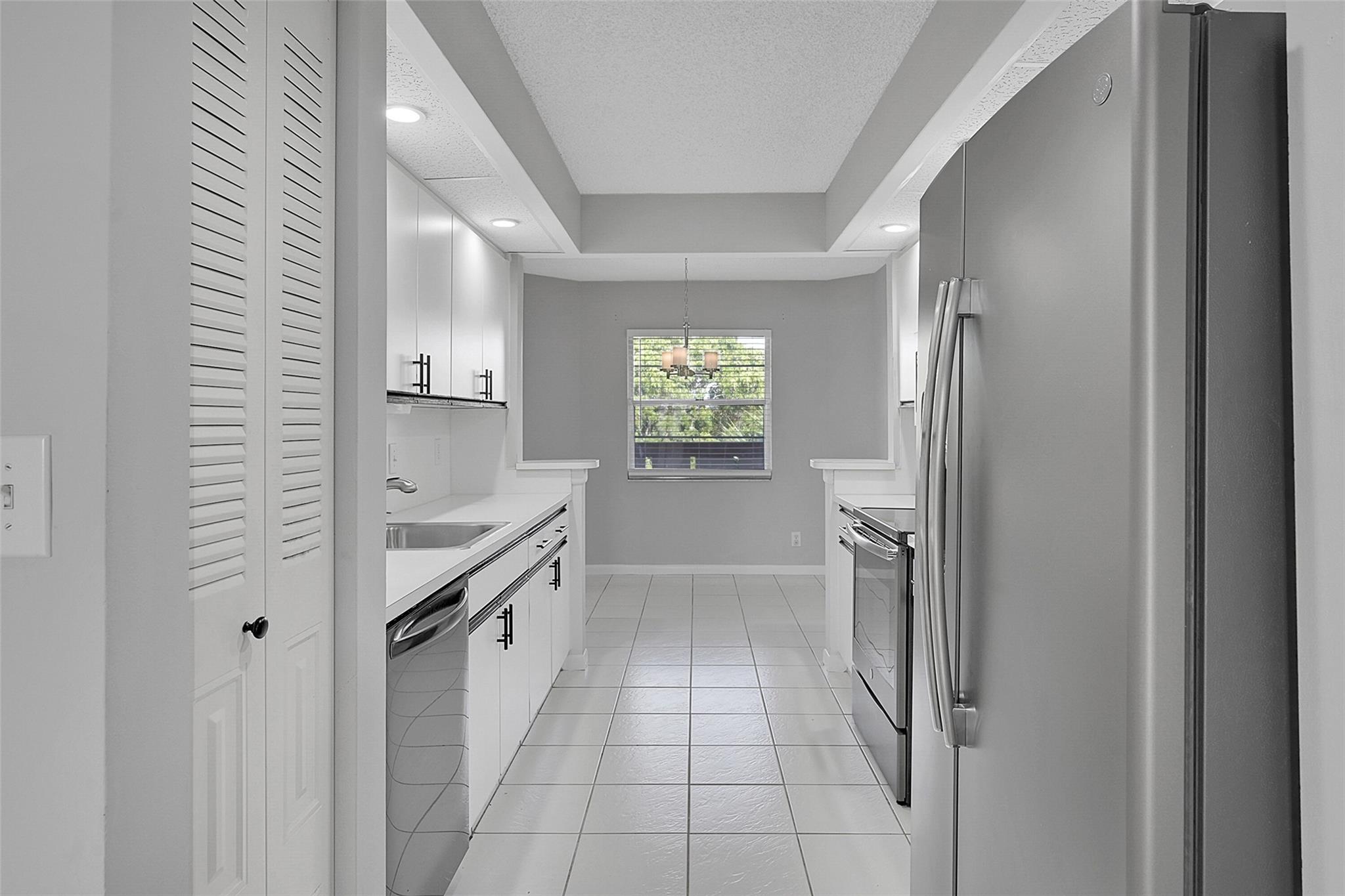 1604 Abaco Dr F4