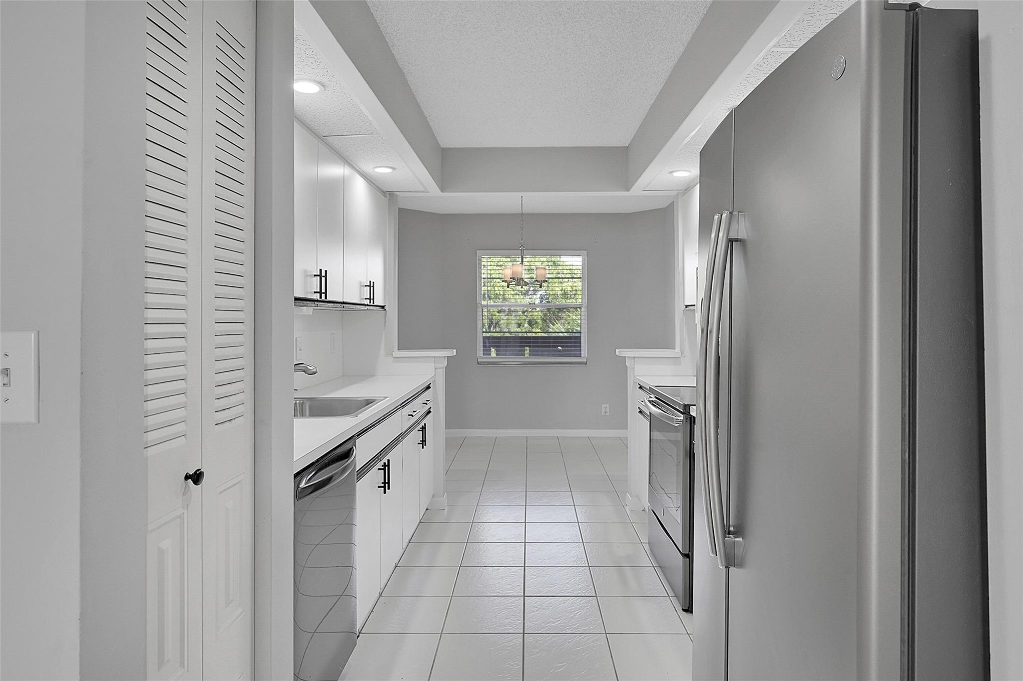 1604 Abaco Dr F4